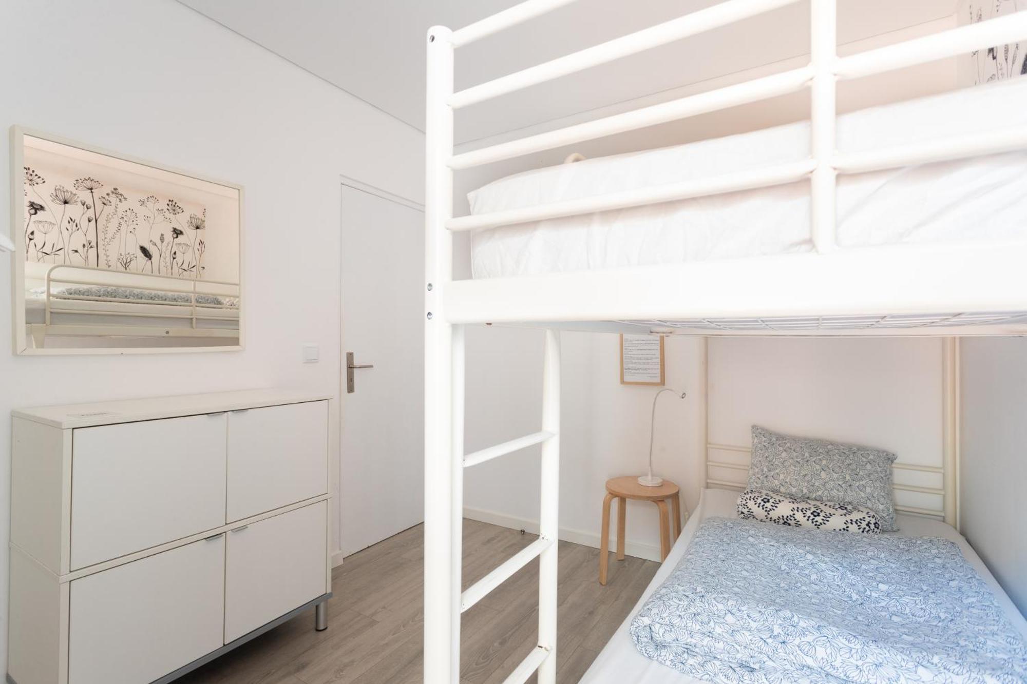 Blue Buddha Beach House Ericeira Room photo